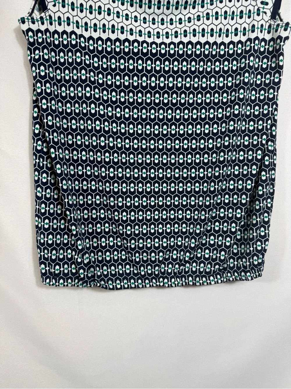 Max Studio 2 Piece Skirt Set Medium Geometric Print Sleeveless Top Navy White
